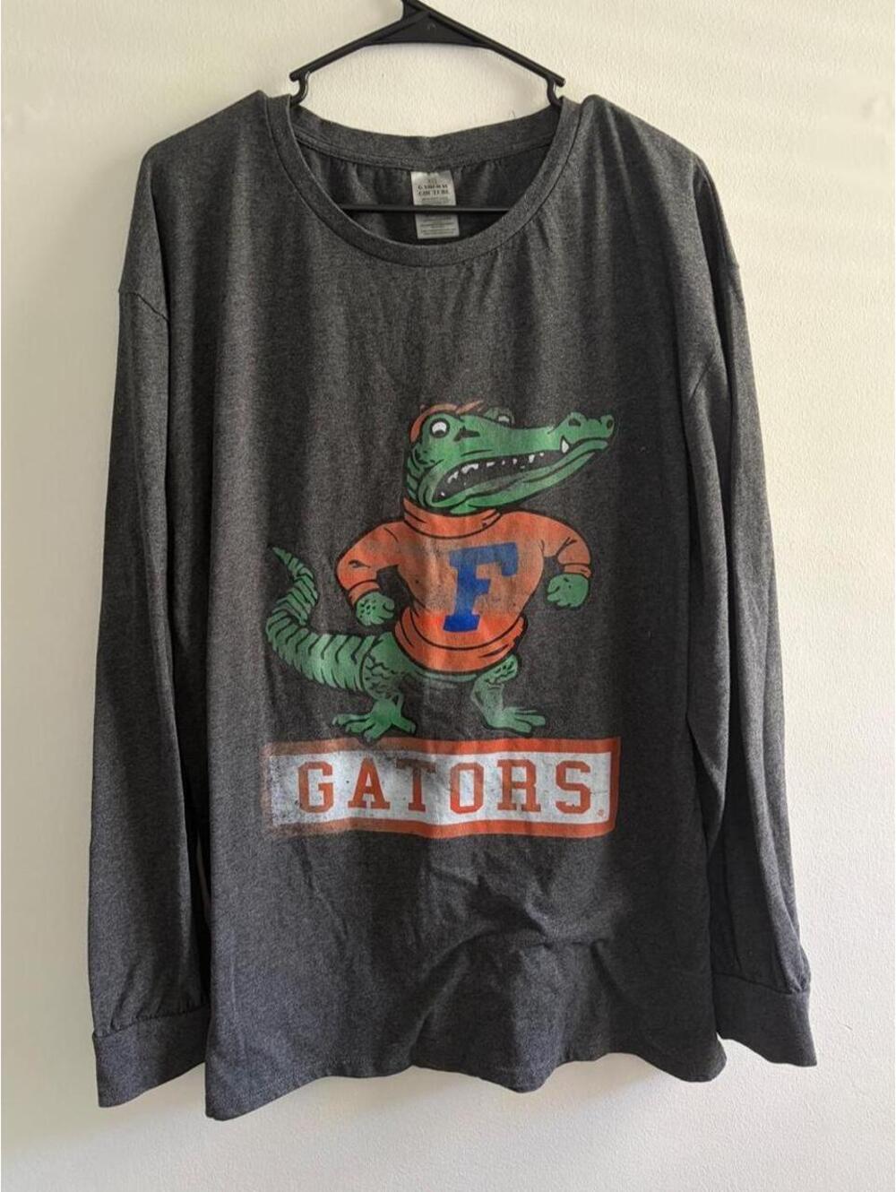 Gameday Couture Men's XXL Gray Long Sleeve Florida Gators Graphic Shirt
